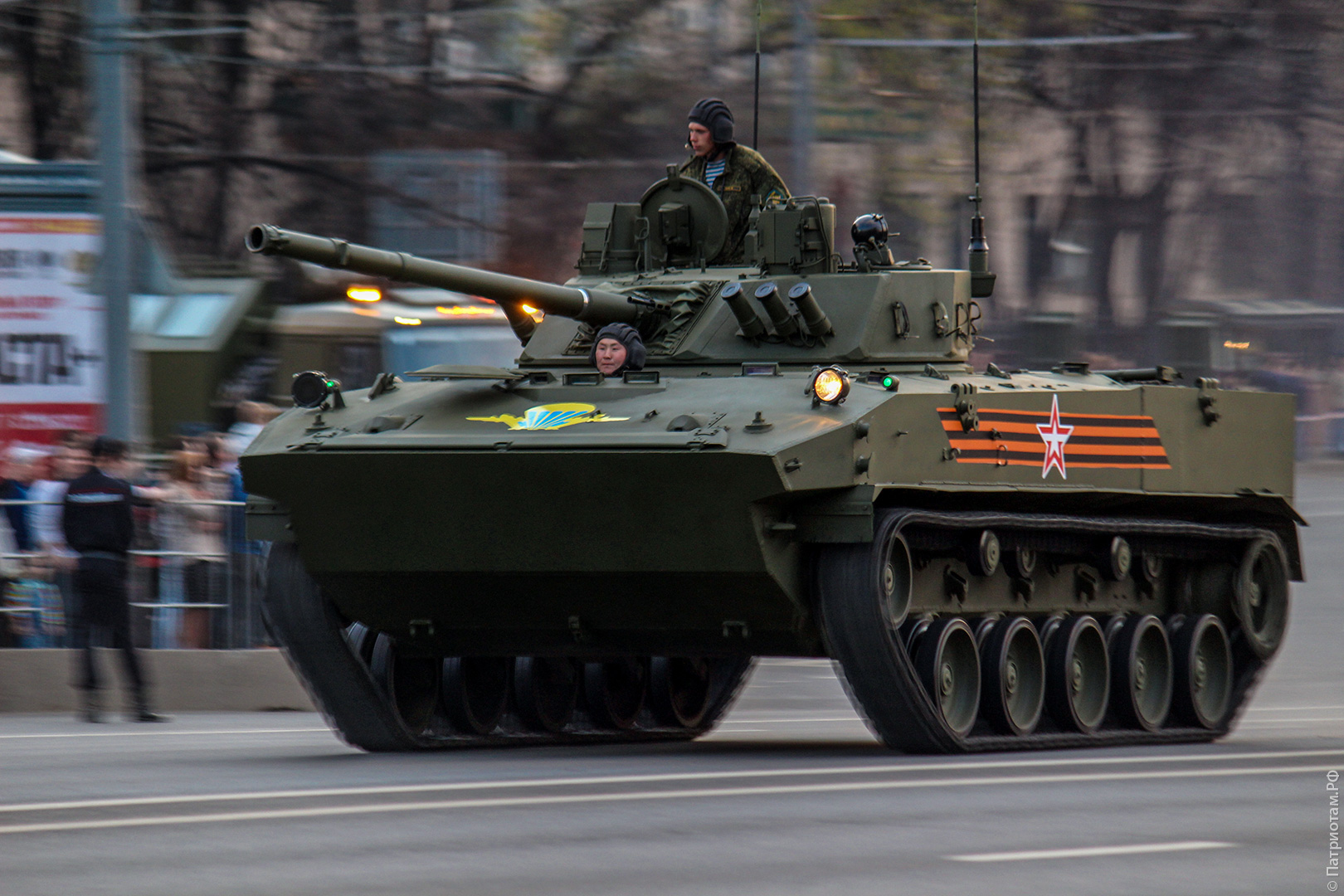 Армата”, “Бумеранг”, “Курганец” – репетиция Парада 2015 в Москве в честь  Победы – Патриотам РФ